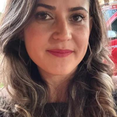 Viviane Fernandes Correa dos Reis