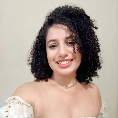 Letícia da Cruz de Araújo Pereira